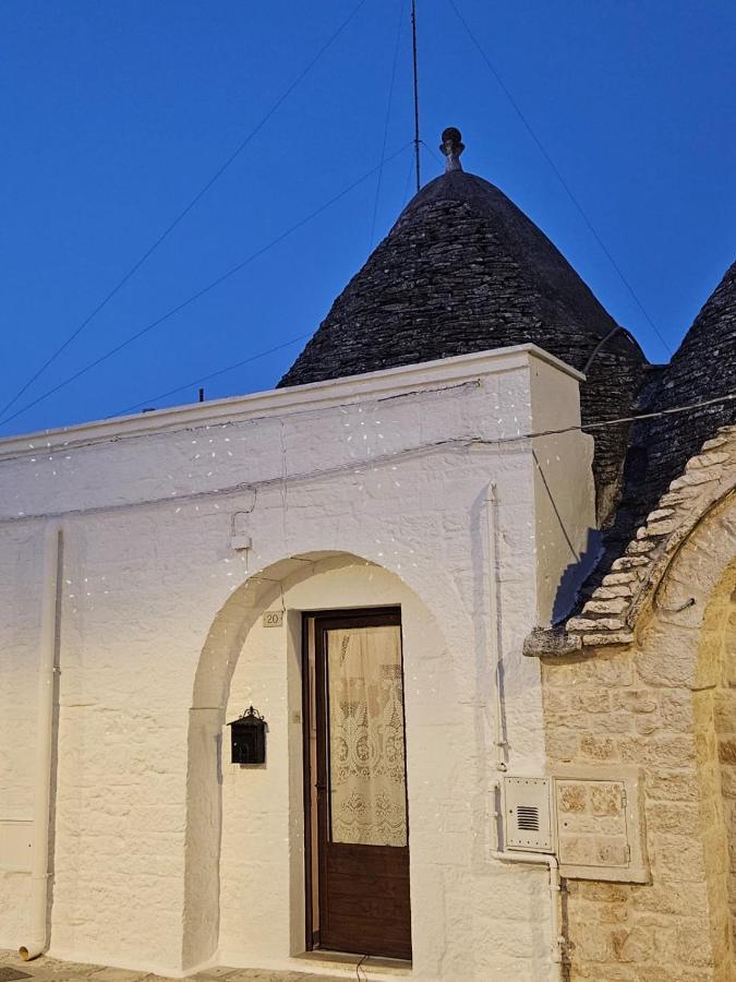 Trullo Aurora Boreale Alberobello Esterno foto
