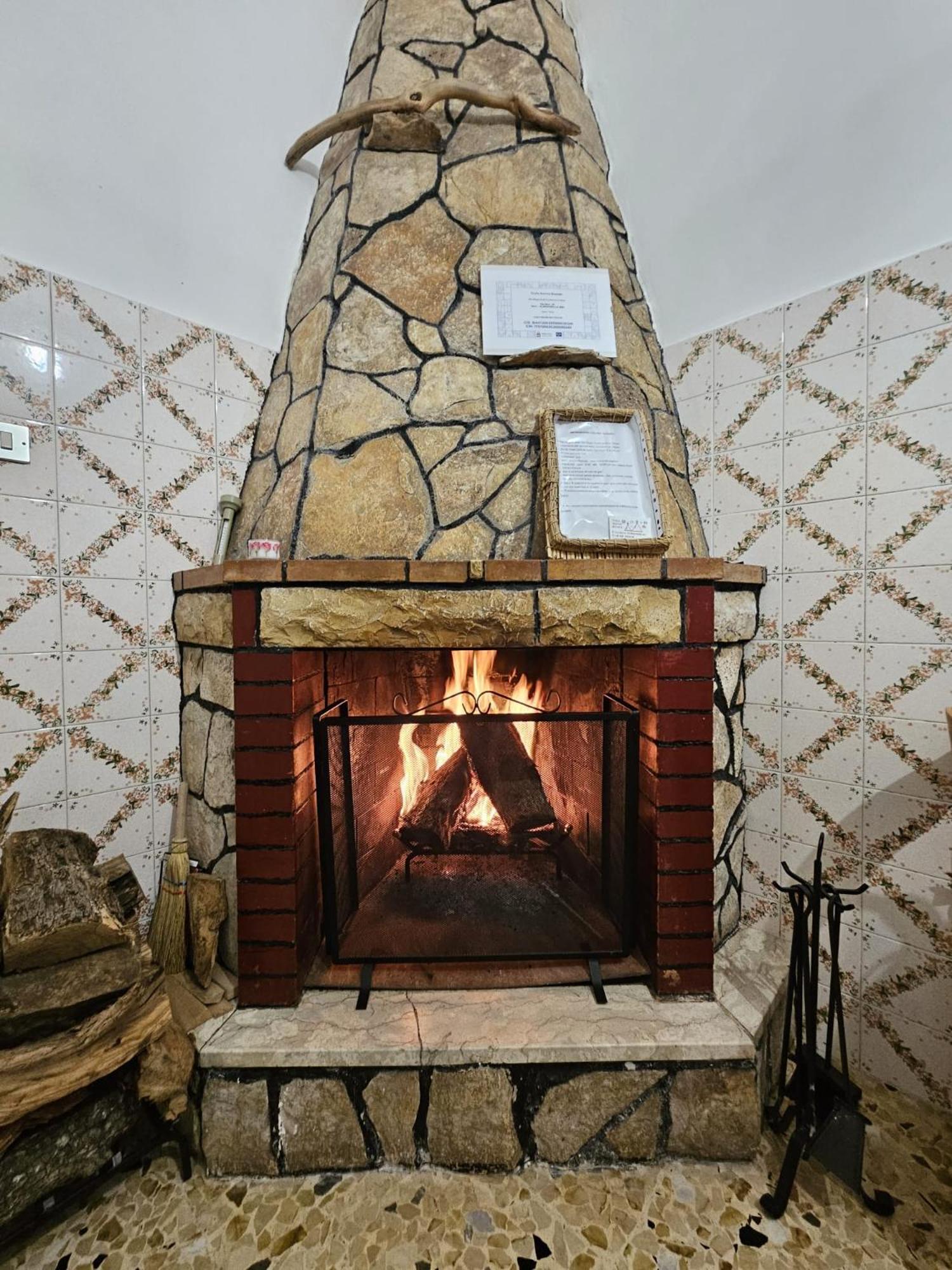 Trullo Aurora Boreale Alberobello Esterno foto